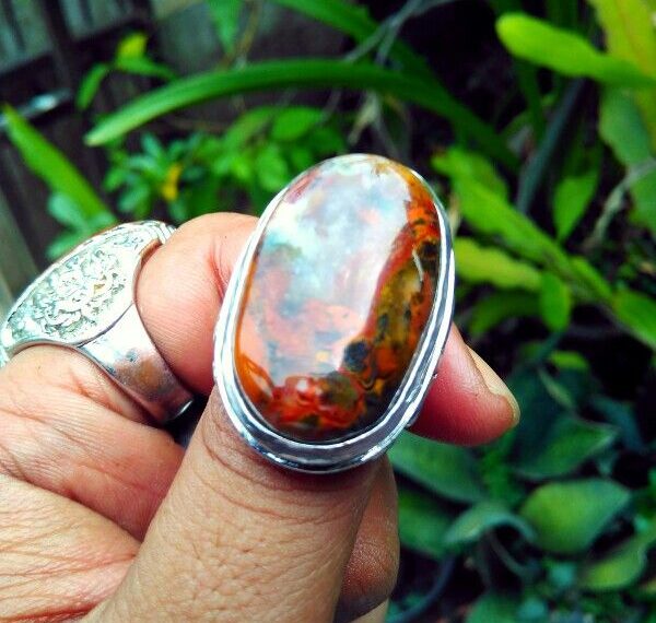 Batu Akik Jasper Pancawarna: Batu Akik Indonesia dengan Pola Warna Alami Beragam