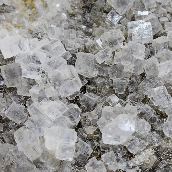 Garam Batu, Mineral Alami Sumber Natrium Klorida untuk Industri dan Konsumsi