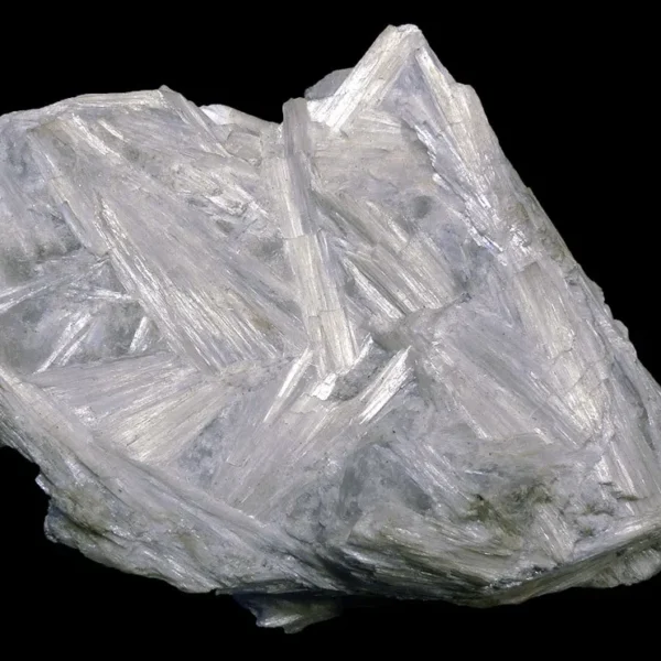 Wolastonit, Mineral Teknis dengan Potensi di Industri Modern dan Desain Material