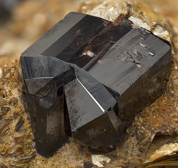 Cassiterite (Kasiterit), Sumber Utama Timah dengan Peran Penting di Indonesia