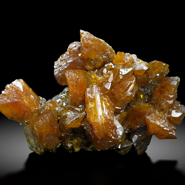 Orpiment, Mineral Kuning Cerah dengan Sejarah Panjang sebagai Pigmen