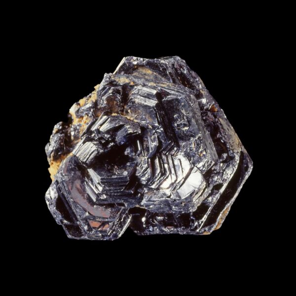 Molybdenite, Mineral Sumber Molibdenum untuk Industri Baja Modern