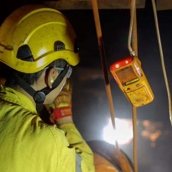 Gas Detector Portable, Alat Penting untuk Mendeteksi Gas Berbahaya di Area Tambang