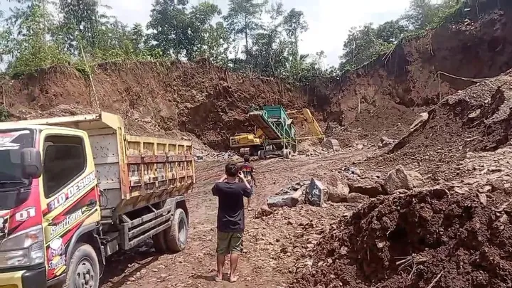 Apa yang Terjadi Jika Dua Kegiatan Tambang Berada Terlalu Dekat Satu Sama Lain?