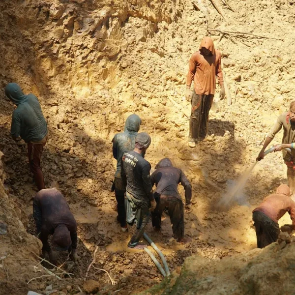 Kenapa Penambang Rakyat Perlu Menjaga Kebersihan Area Kerja di Lokasi Tambang?